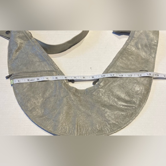 Sash Leather‎ Bag - Picture 7 of 7